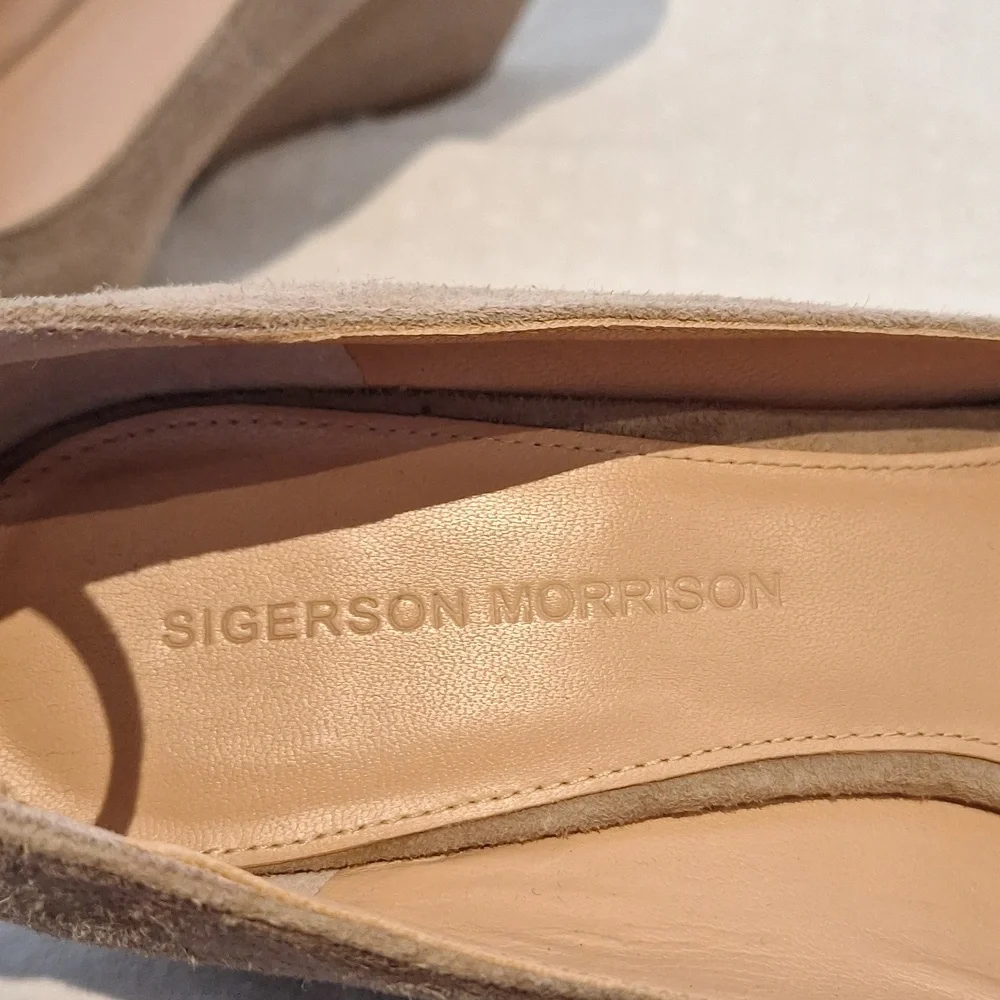 Sigerson Morrison Tan Suede Wedges Size 8